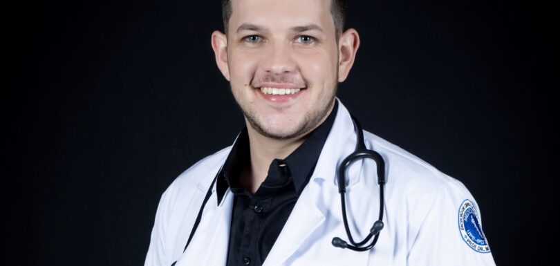 Tratamento com cannabis medicinal para saúde mental e dor crônica. Dr. João Paulo A. Machado, Pós-graduando em Medicina Endocanabinoide. Agende na Cannaceia